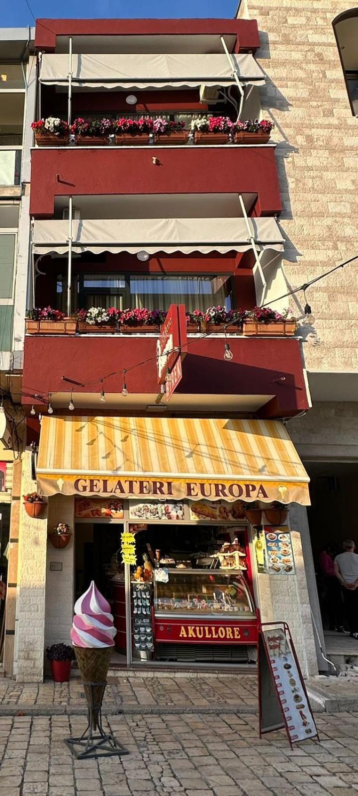 Hotel Europa Круя Экстерьер фото