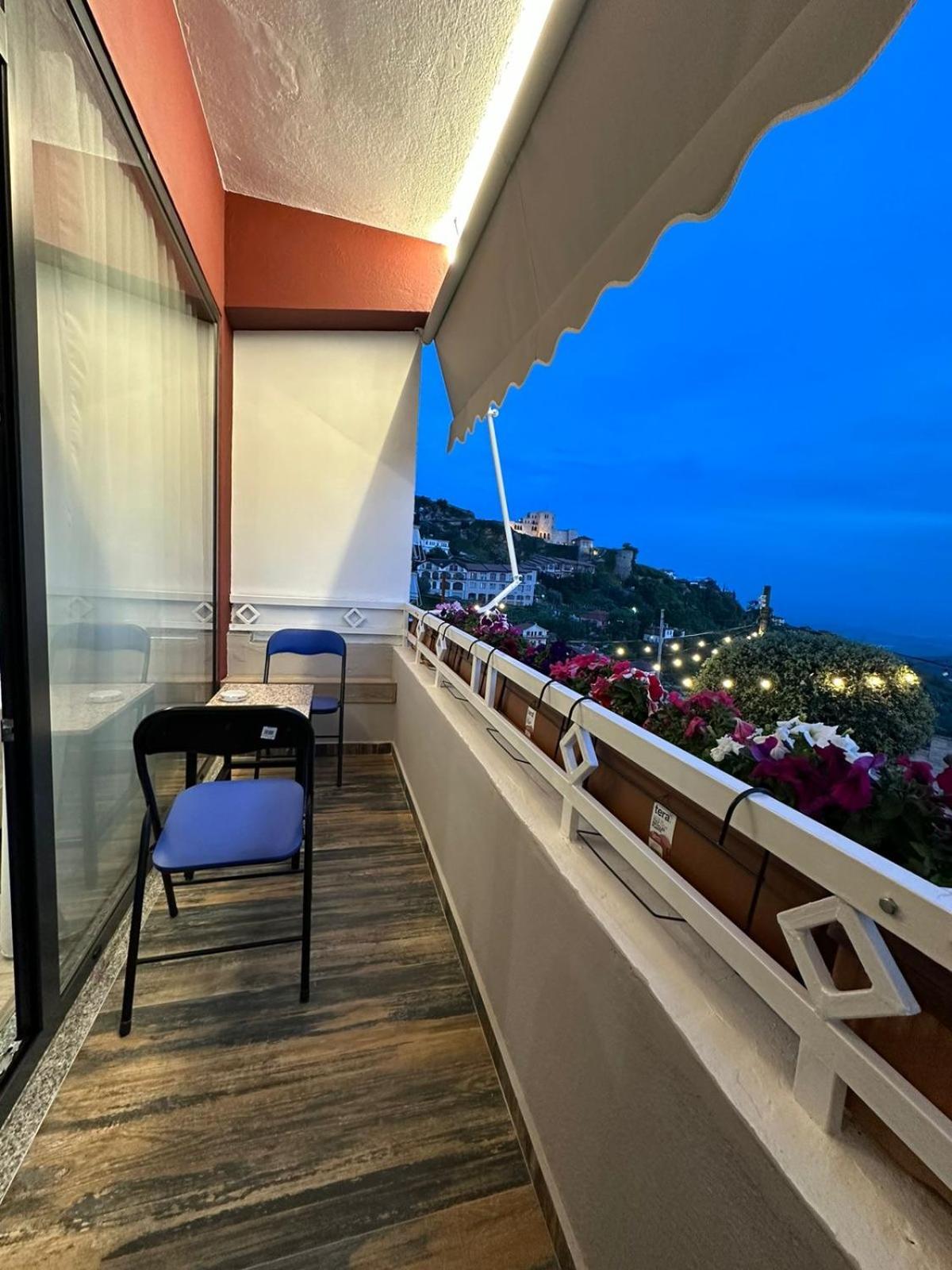 Hotel Europa Круя Экстерьер фото
