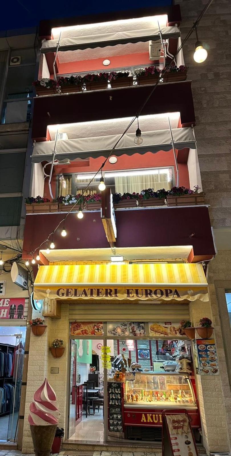 Hotel Europa Круя Экстерьер фото