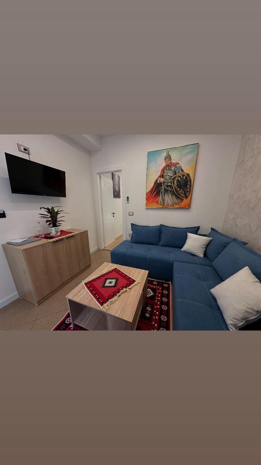 Hotel Europa Круя Экстерьер фото